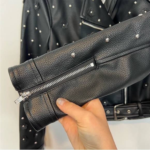 Azalea Wang NWT black studded floral faux leather jacket S - Picture 10 of 12